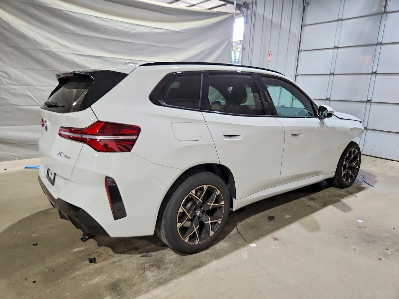 2025 BMW X3 30 xDrive - zdjęcie 3