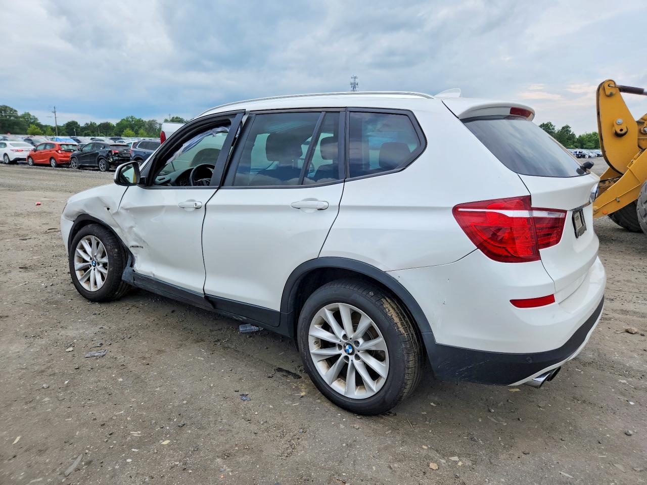 2017 BMW X3 xDrive28I - zdjęcie 2