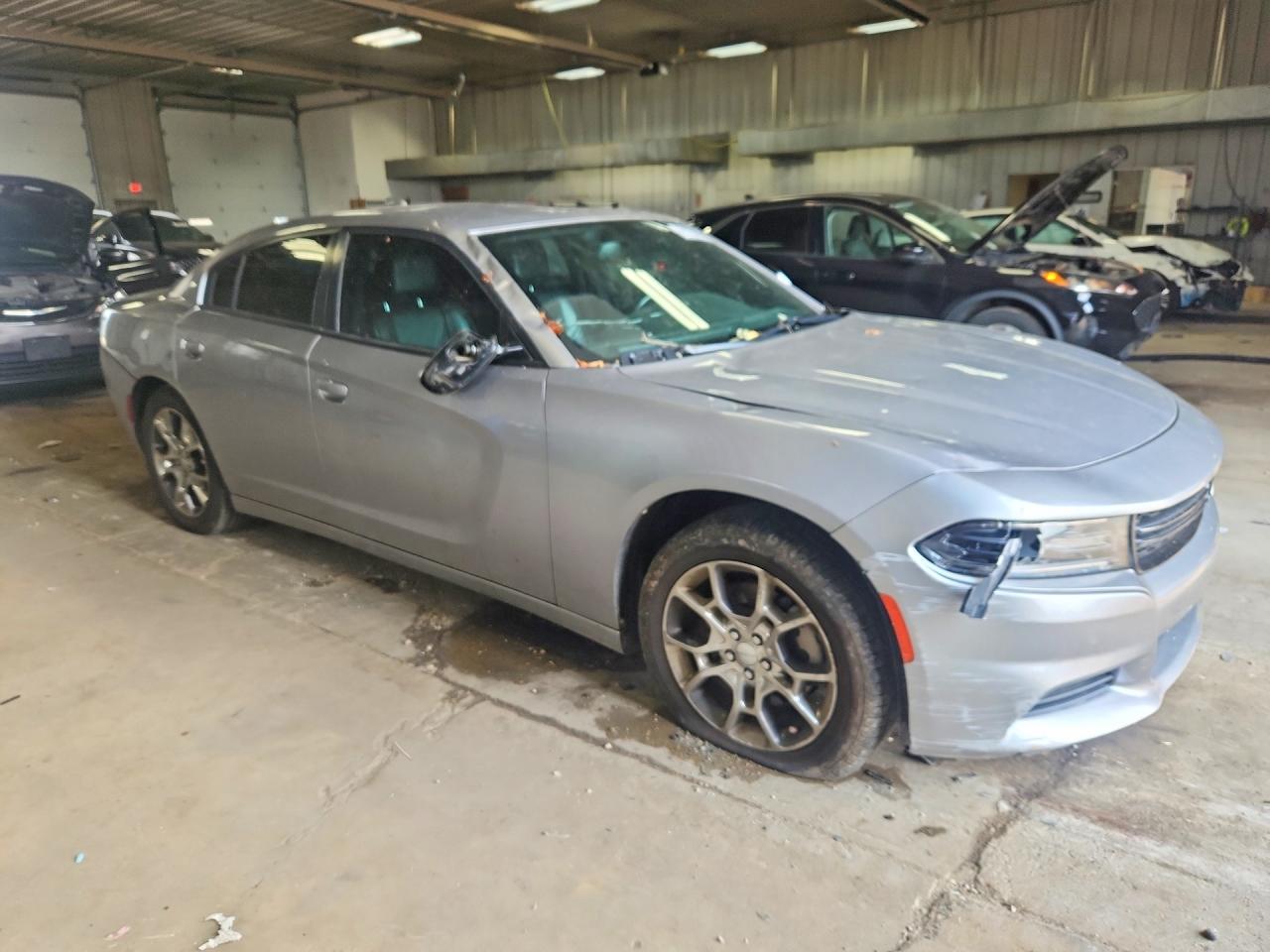 2016 Dodge Charger Sxt - zdjęcie 4