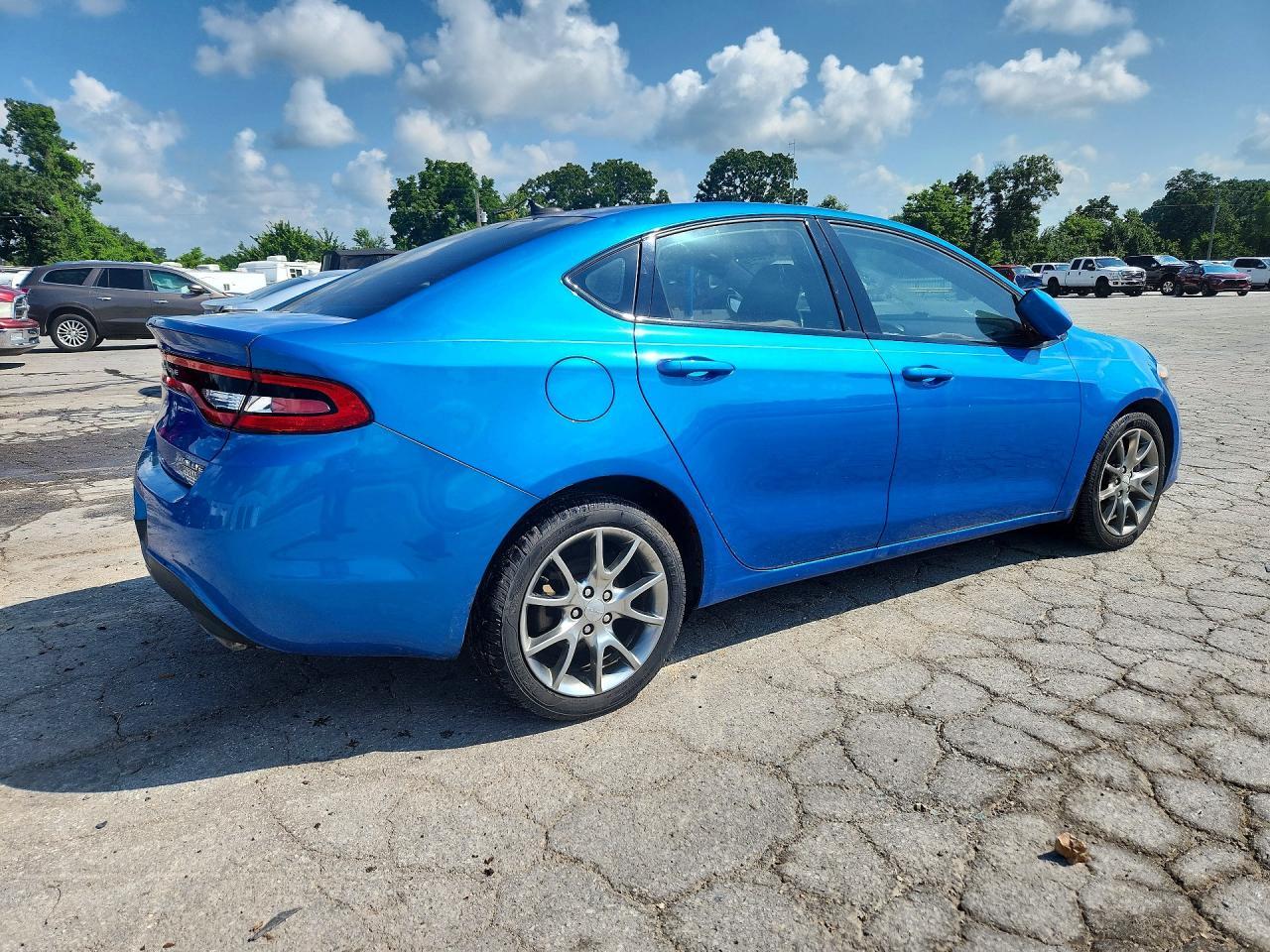 2015 Dodge Dart Sxt - zdjęcie 3