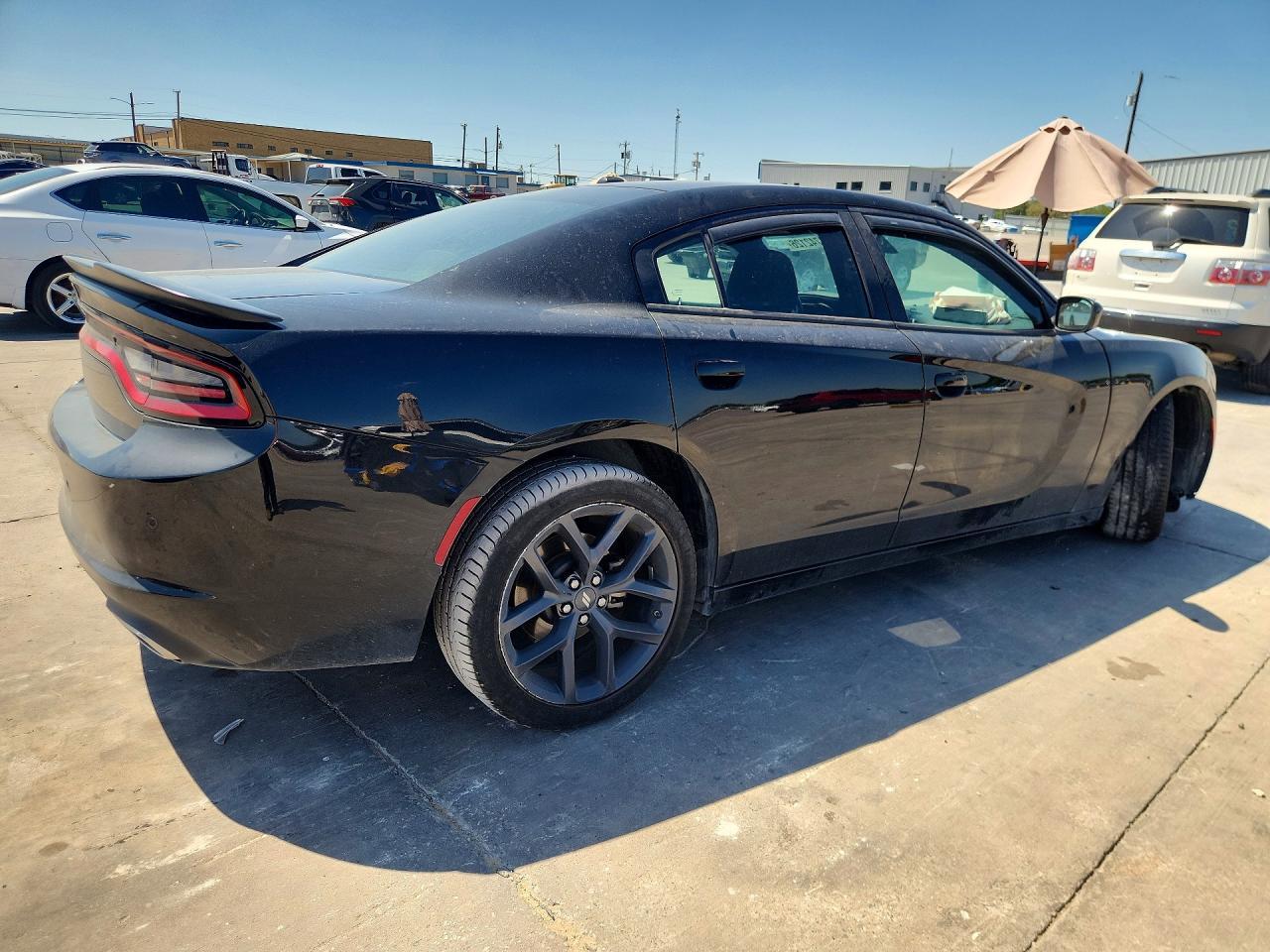 2022 Dodge Charger Sxt - zdjęcie 3