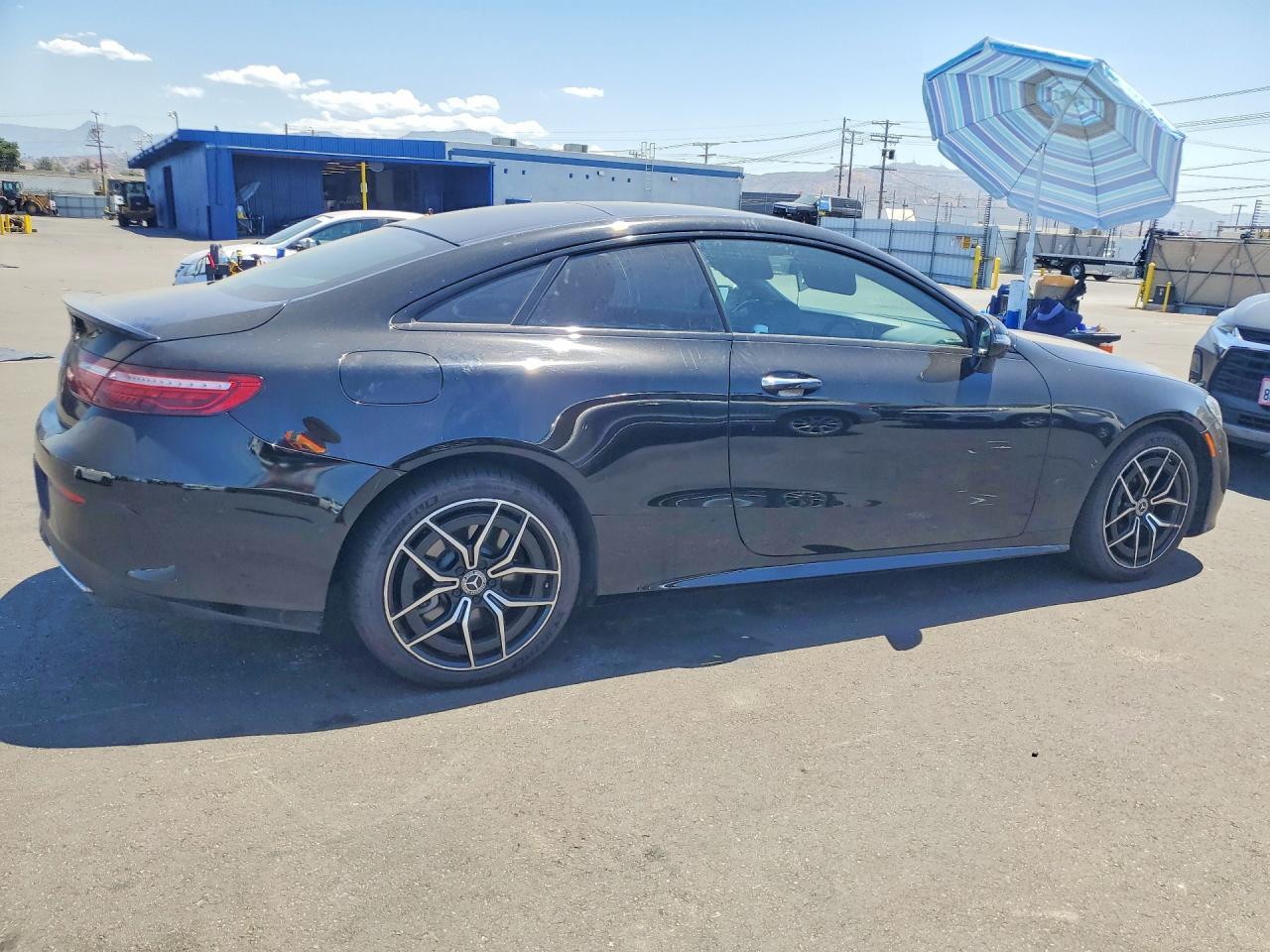 2022 Mercedes-Benz E 450 - zdjęcie 3