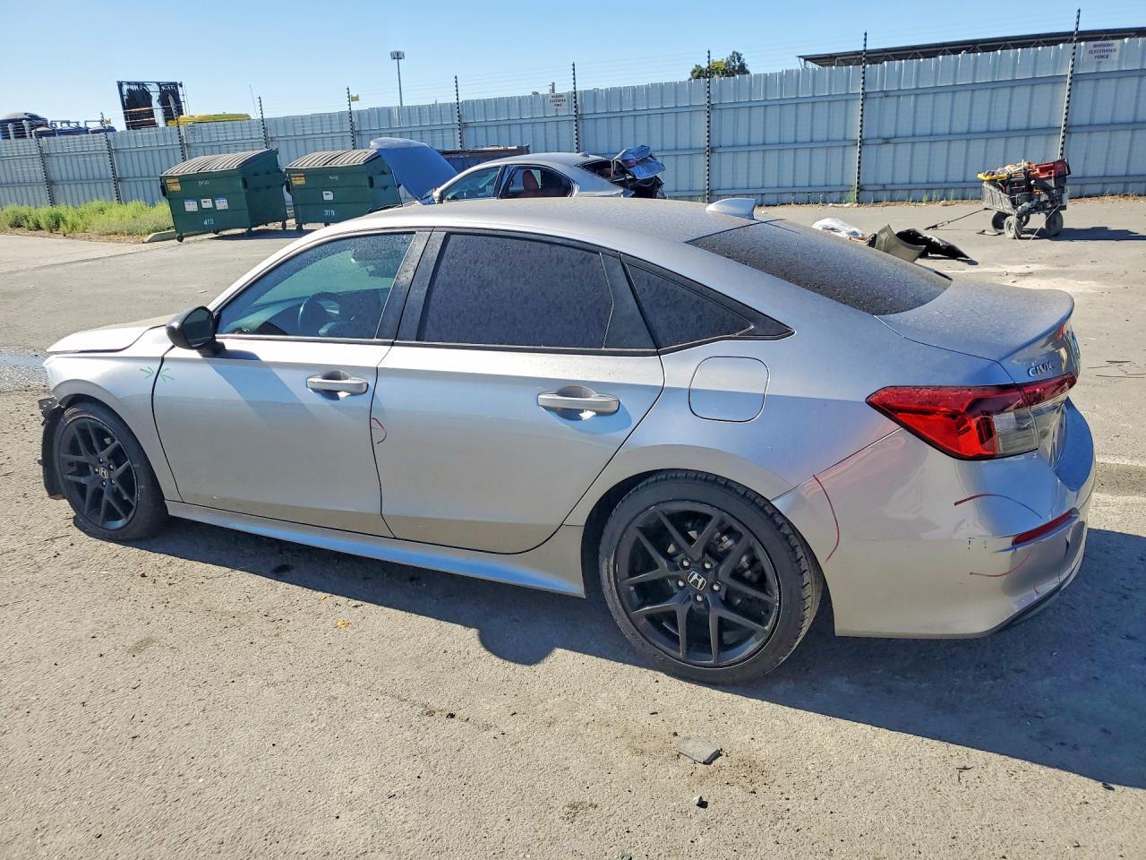 2022 Honda Civic Sport - zdjęcie 2