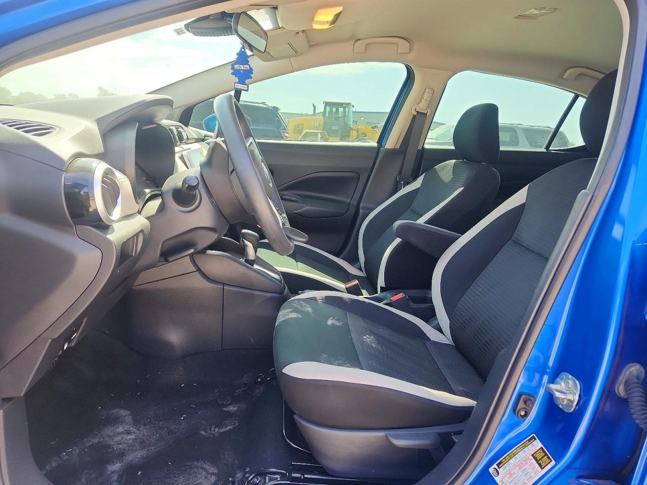 2020 Nissan Versa Sv - zdjęcie 7