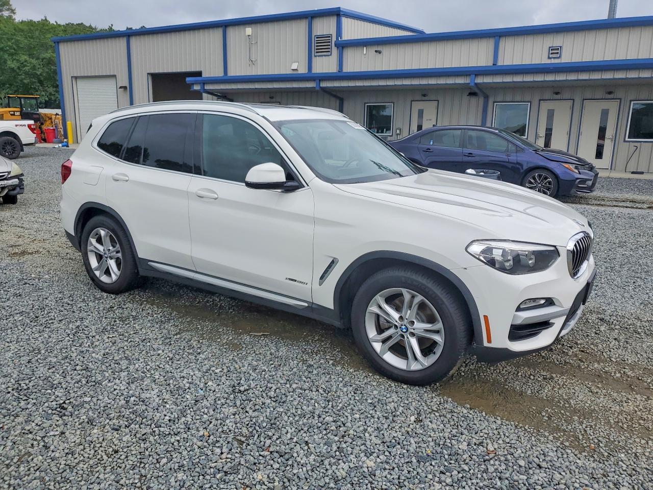 2018 BMW X3 xDrive30I - zdjęcie 4