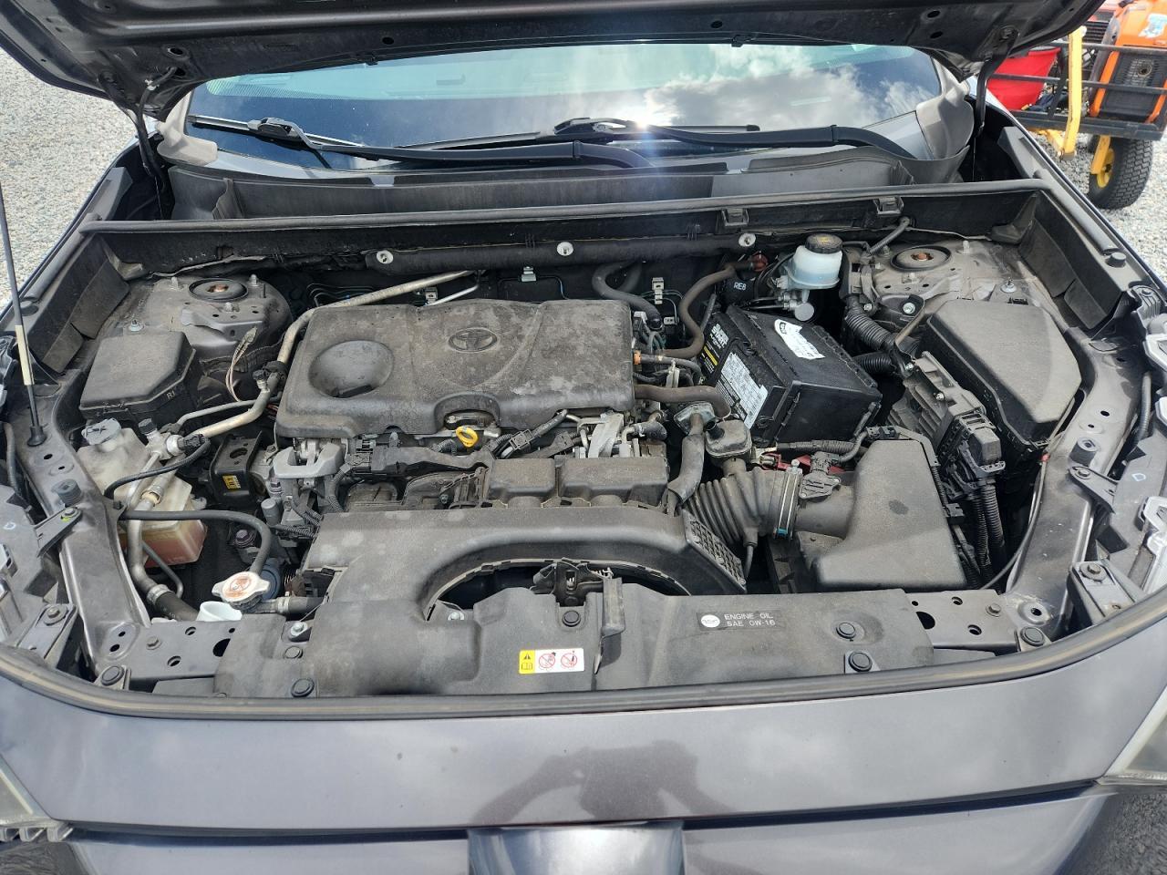 2019 Toyota Rav4 Le - zdjęcie 12