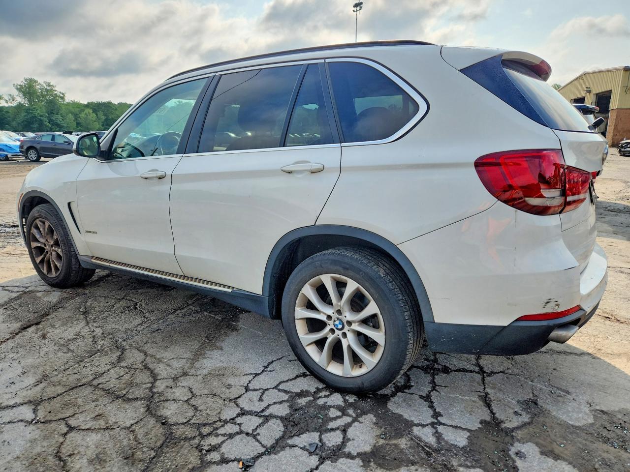 2016 BMW X5 xDrive35I - zdjęcie 2