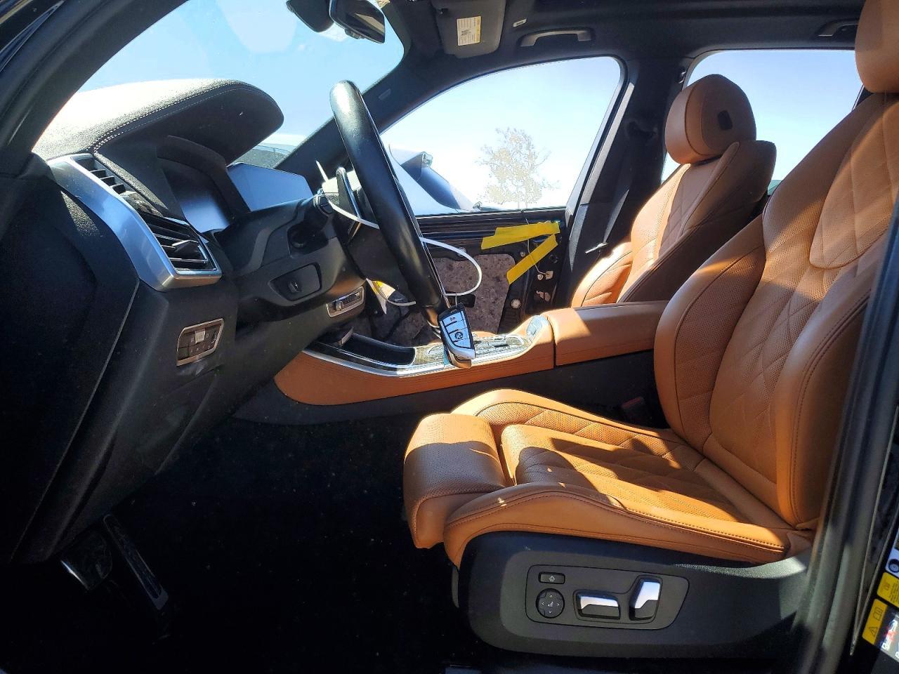 2023 BMW X5 xDrive45E - zdjęcie 7