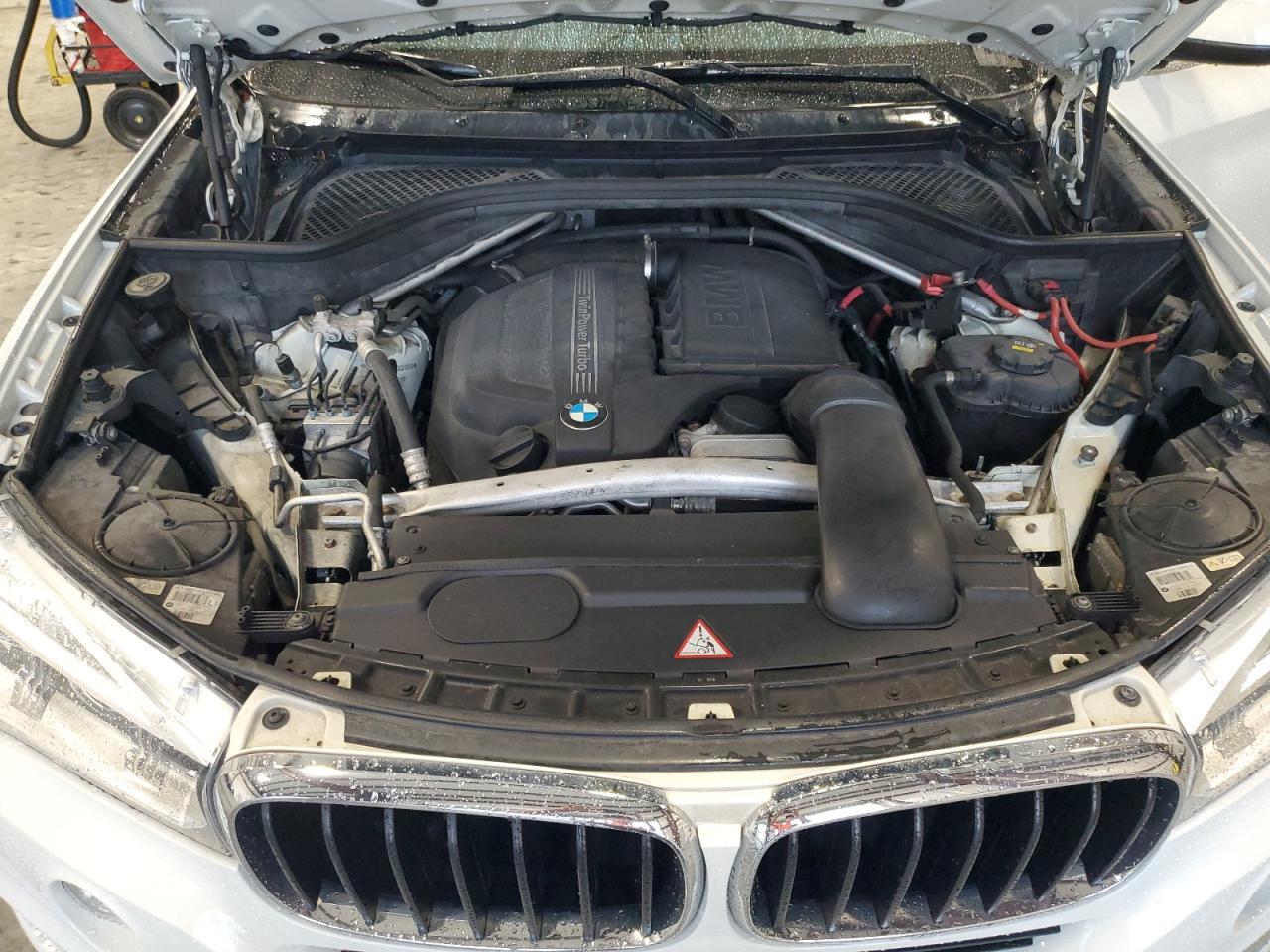 2014 BMW X5 Sdrive35I - zdjęcie 11