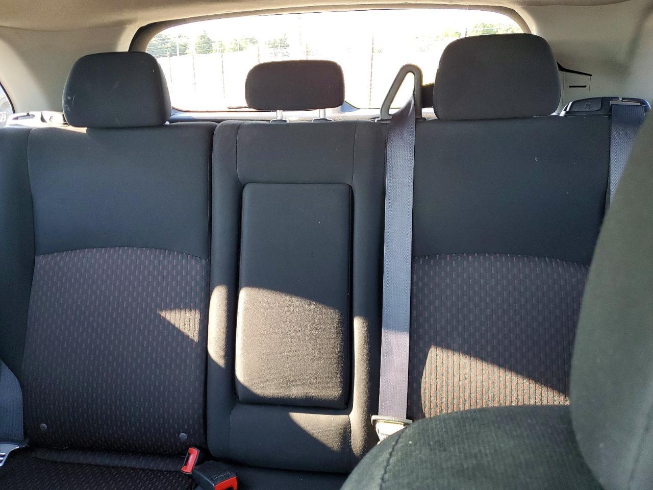 2016 Mitsubishi Outlander Sport Es - zdjęcie 10