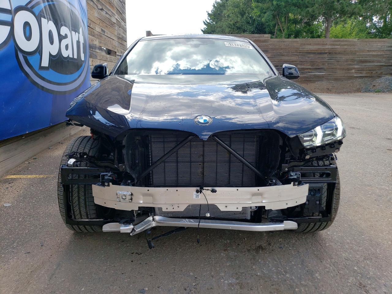 2027 BMW X6 xDrive40I - zdjęcie 5
