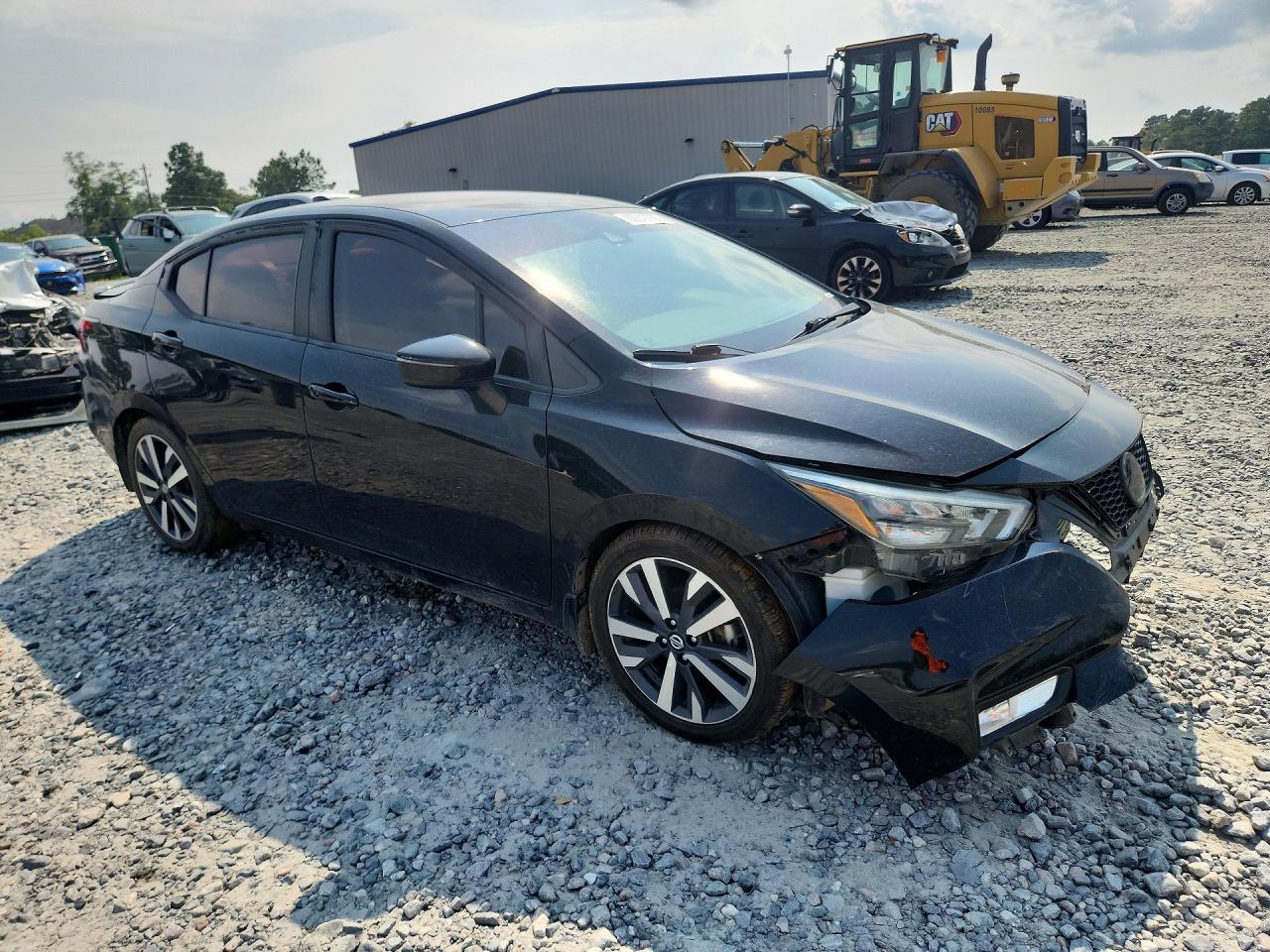 2020 Nissan Versa Sr - zdjęcie 4