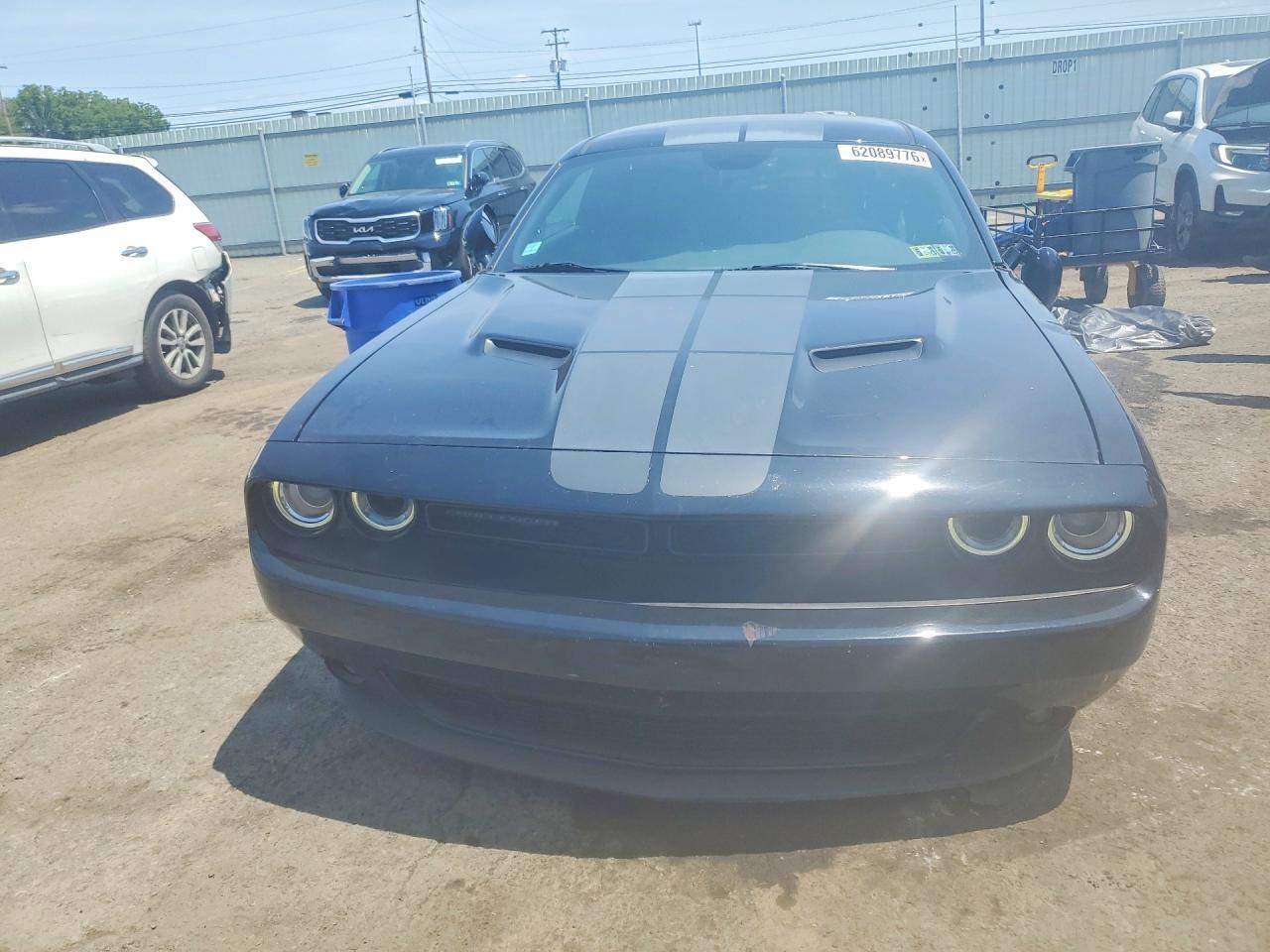 2016 Dodge Challenger Sxt - zdjęcie 5