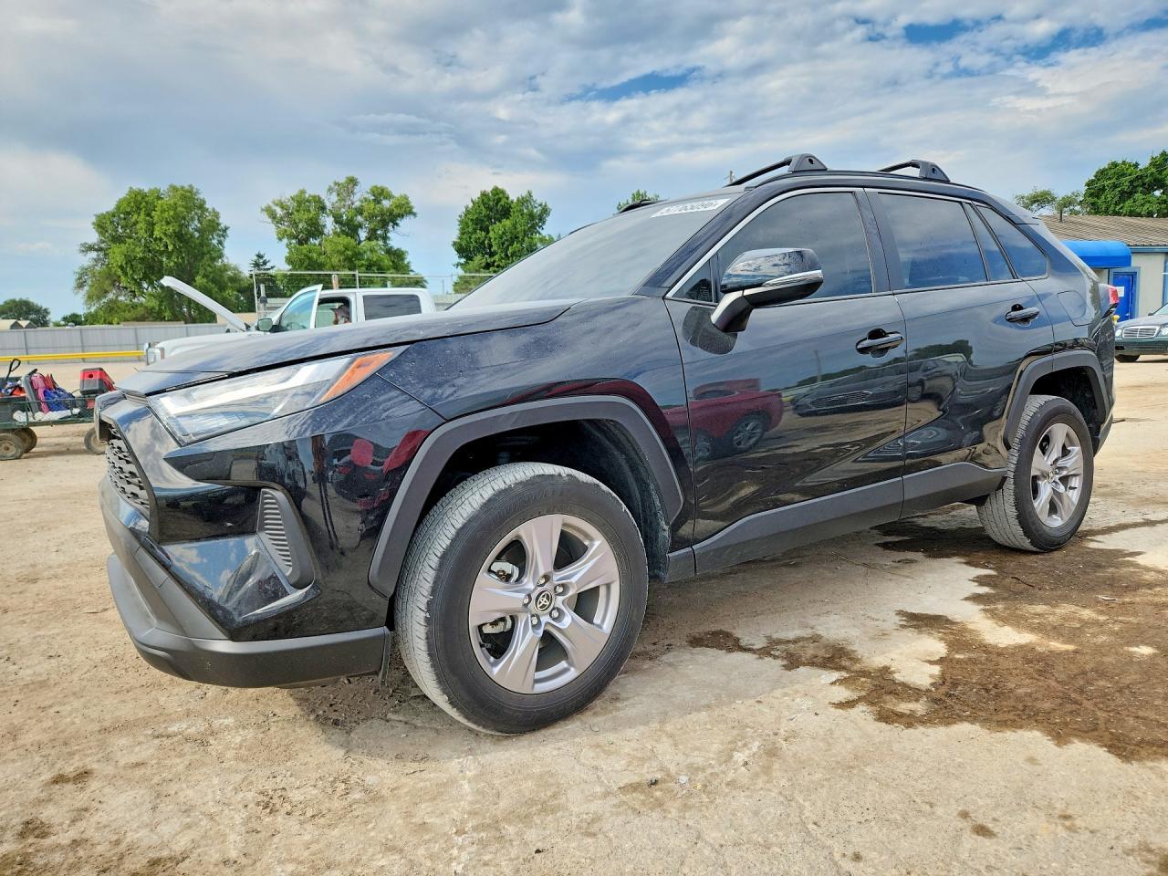 2025 Toyota Rav4 Xle - zdjęcie główne