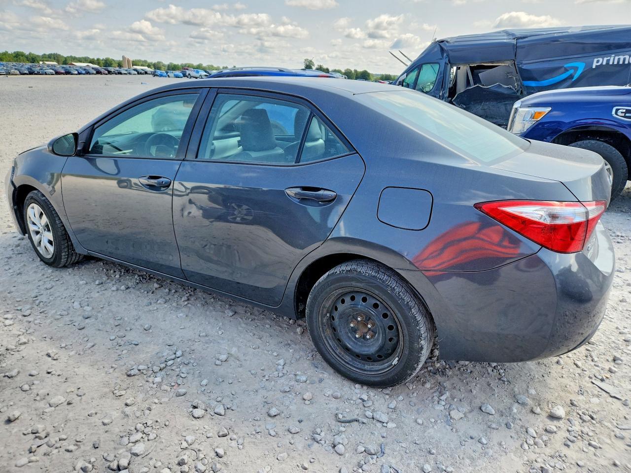2014 Toyota Corolla Le - zdjęcie 2