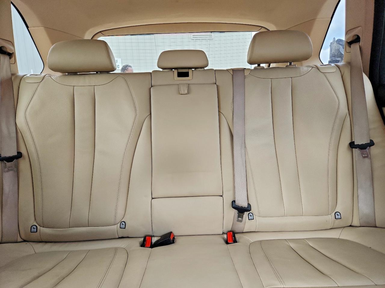 2014 BMW X5 xDrive35D - zdjęcie 10