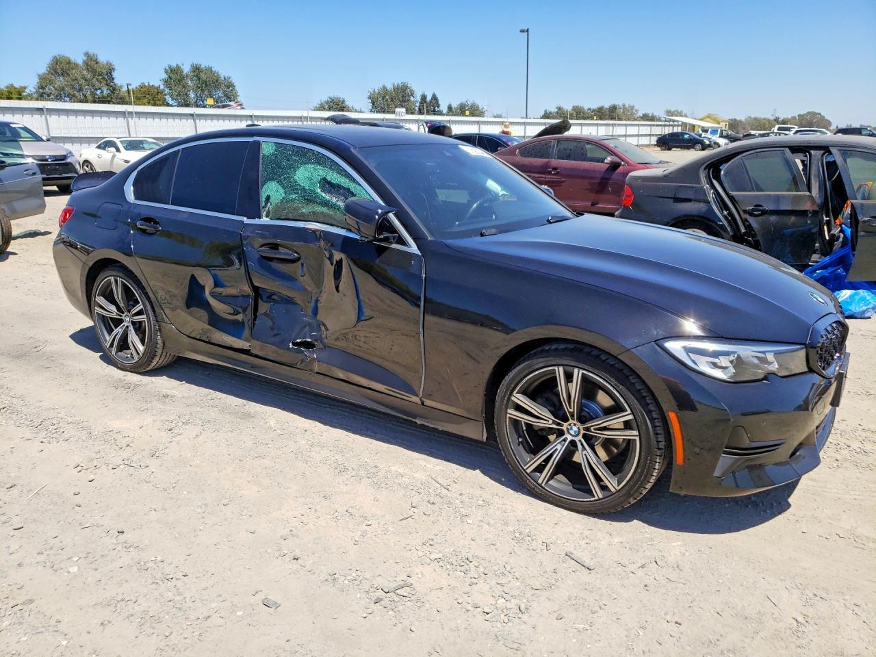 2020 BMW 330I - zdjęcie 4