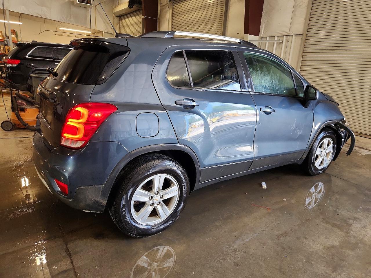 2021 Chevrolet Trax 1Lt - zdjęcie 3