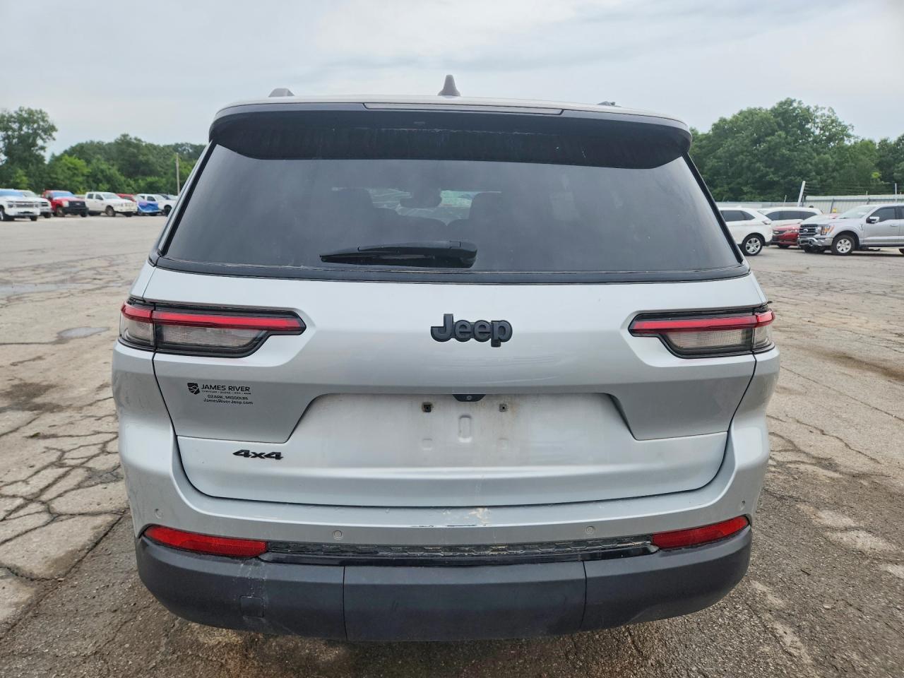 2023 Jeep Grand Cherokee L Laredo - zdjęcie 6