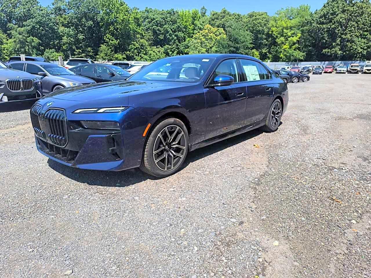 2026 BMW 740 Xi - zdjęcie główne