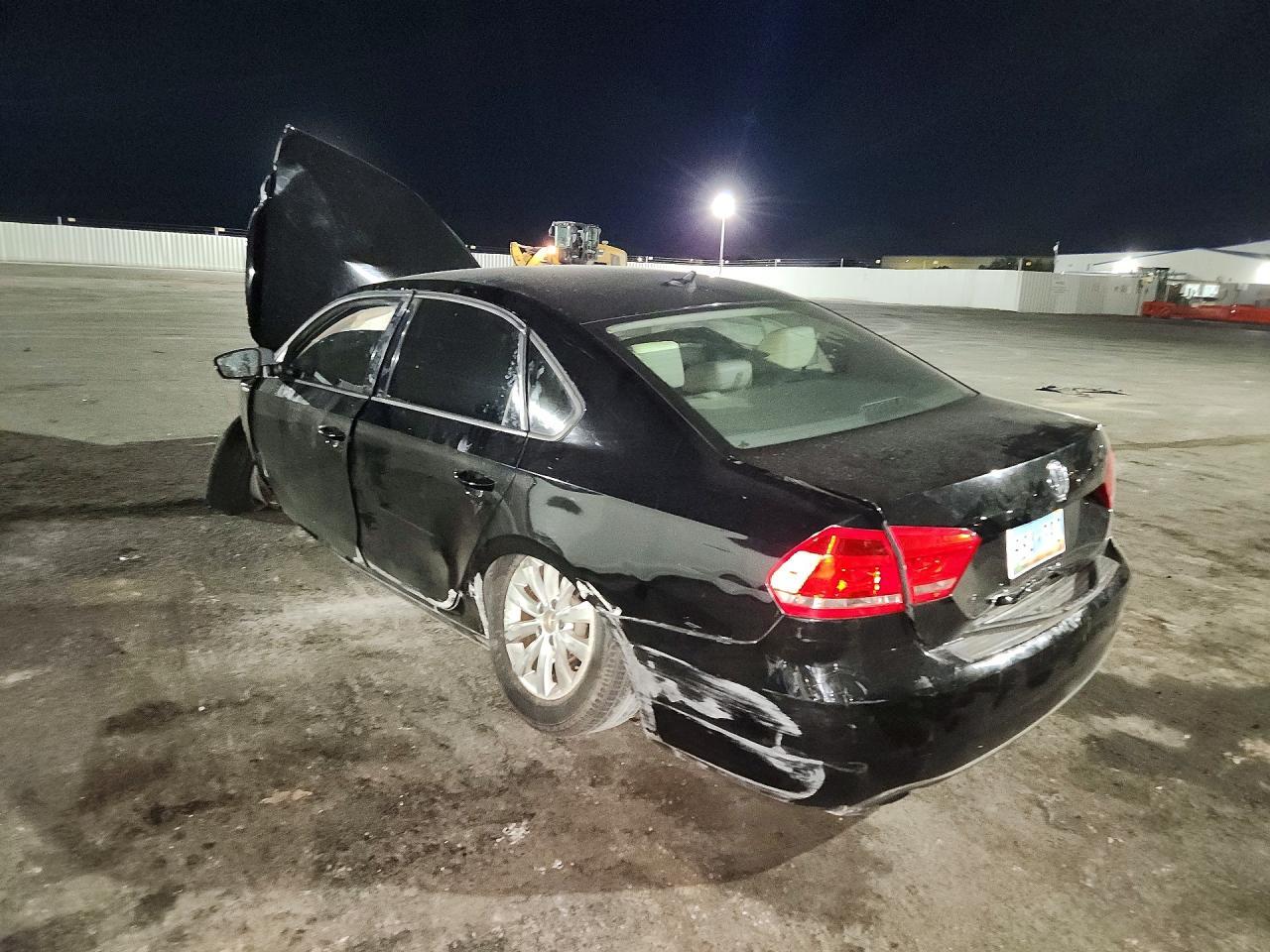 2015 Volkswagen Passat S - zdjęcie 2