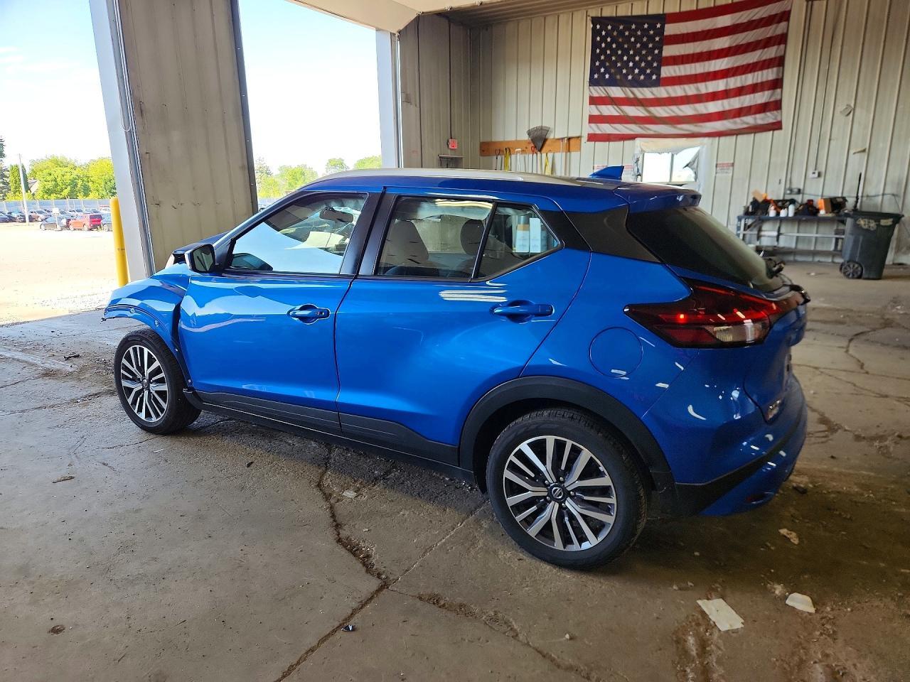 2021 Nissan Kicks Sv - zdjęcie 2