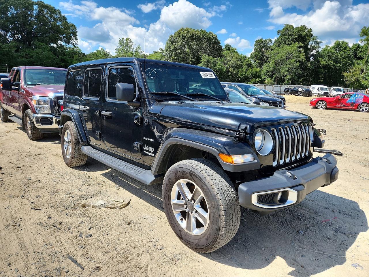 2022 Jeep Wrangler Unlimited Sahara - zdjęcie 4