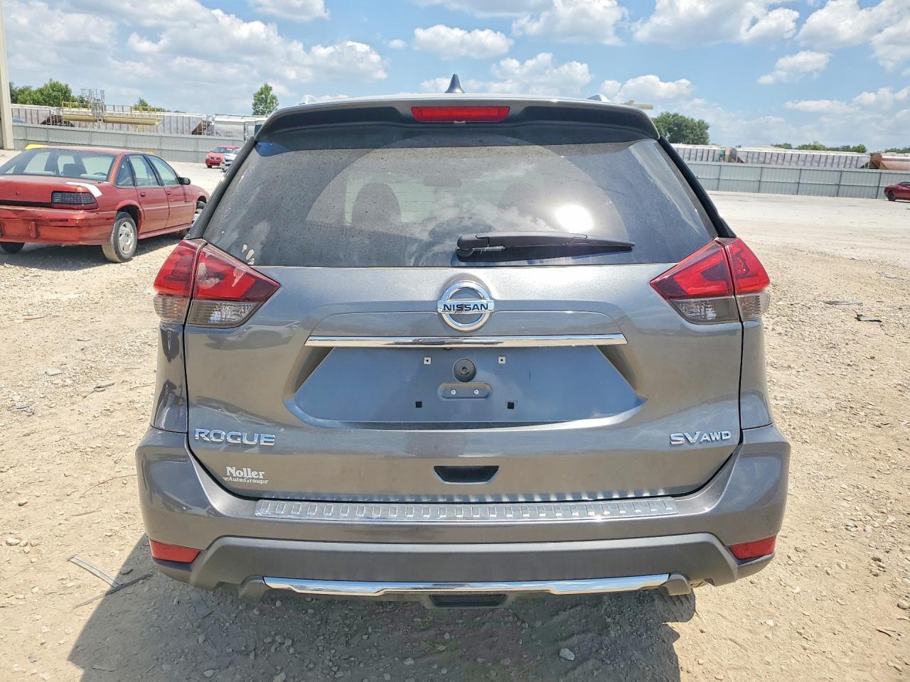 2018 Nissan Rogue S - zdjęcie 6