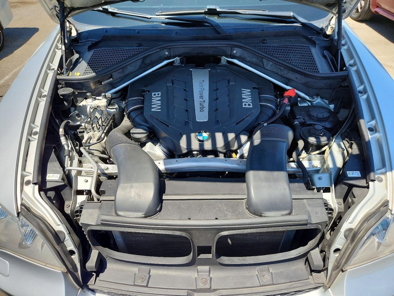 2013 BMW X5 xDrive50I - zdjęcie 11