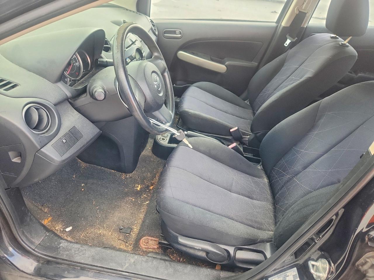 2014 Mazda Mazda2 Sport - zdjęcie 7
