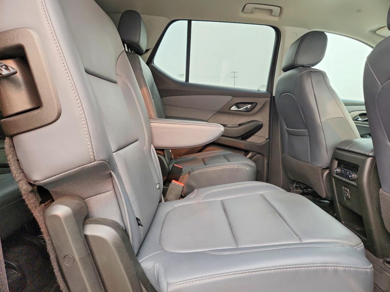 2019 Chevrolet Traverse Lt - zdjęcie 11