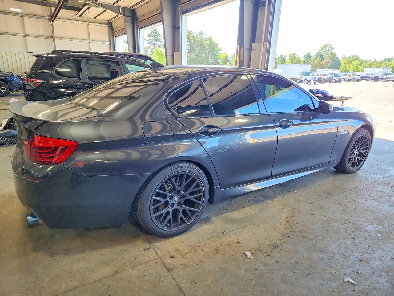 2014 BMW Seria 5 535i - zdjęcie 3