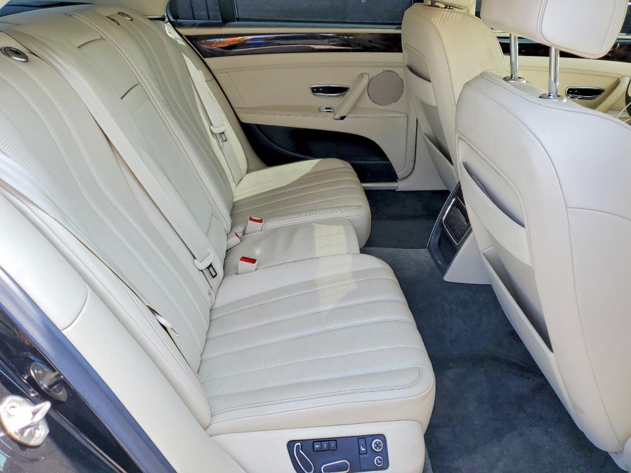 2016 Bentley Flying Spur - zdjęcie 10