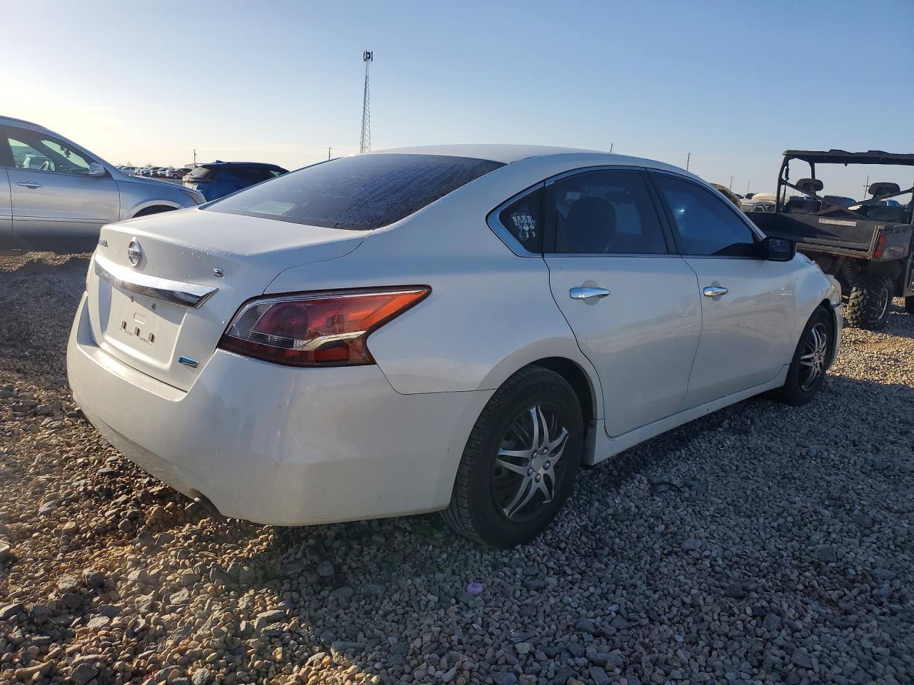 2013 Nissan Altima 2.5 - zdjęcie 3