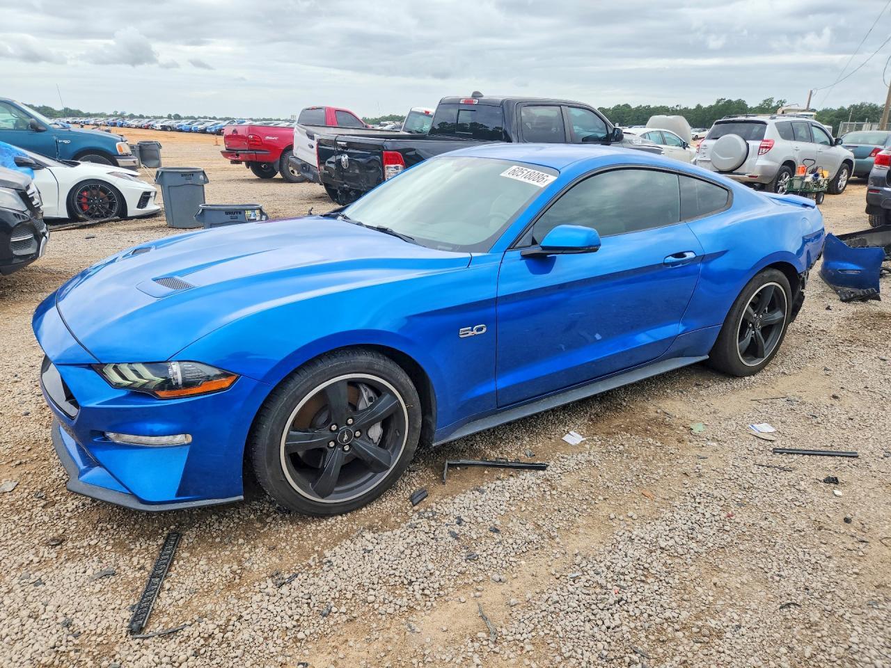 2020 Ford Mustang Gt - zdjęcie główne