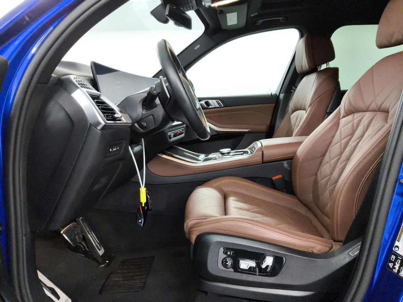 2026 BMW X5 M60I - zdjęcie 7