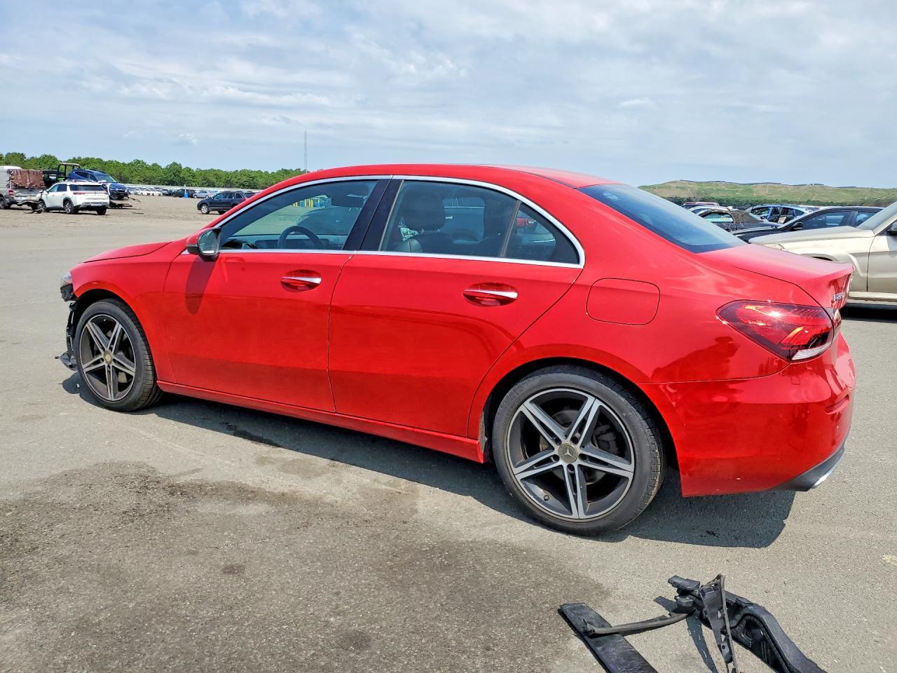2019 Mercedes-Benz A 220 - zdjęcie 2