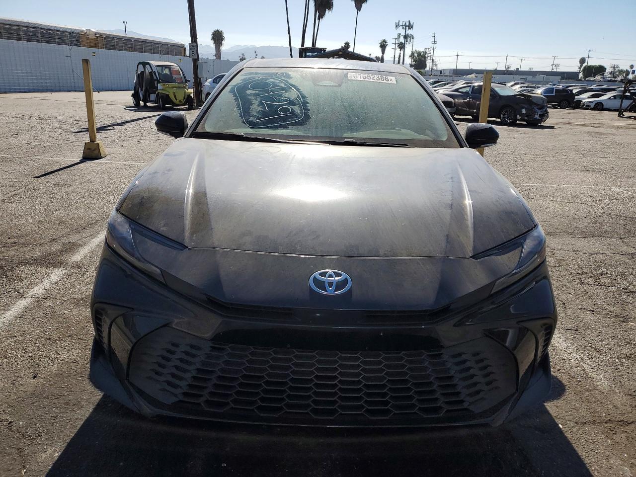 2025 Toyota Camry Se - zdjęcie 5