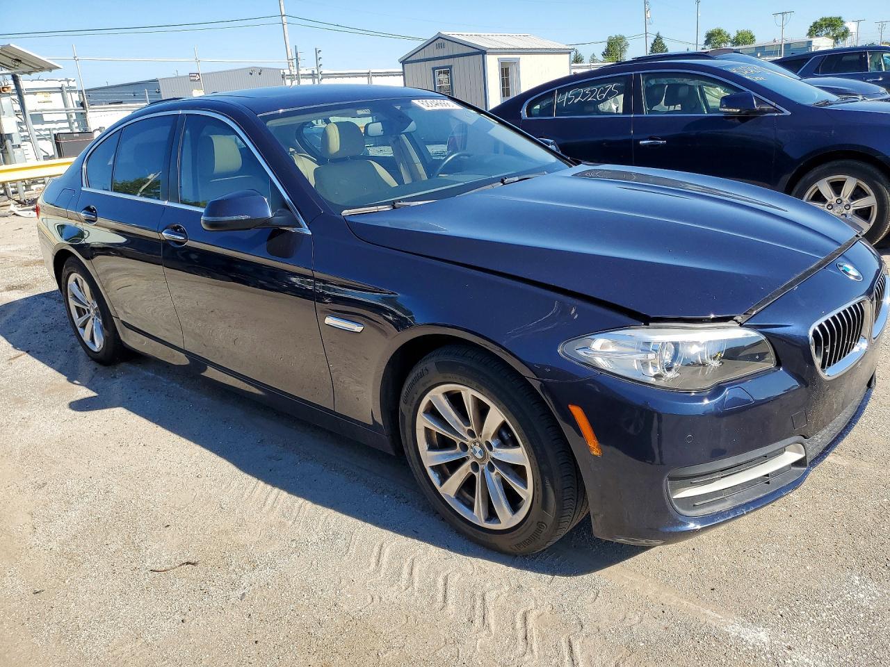 2014 BMW Seria 5 528i - zdjęcie 4
