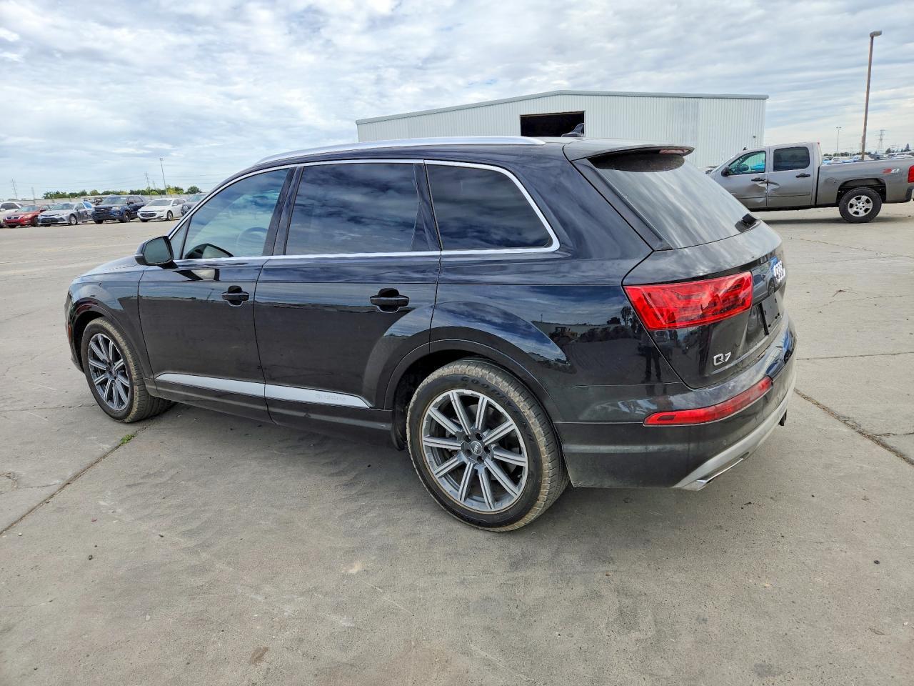 Audi Q7 - zdjęcie 2