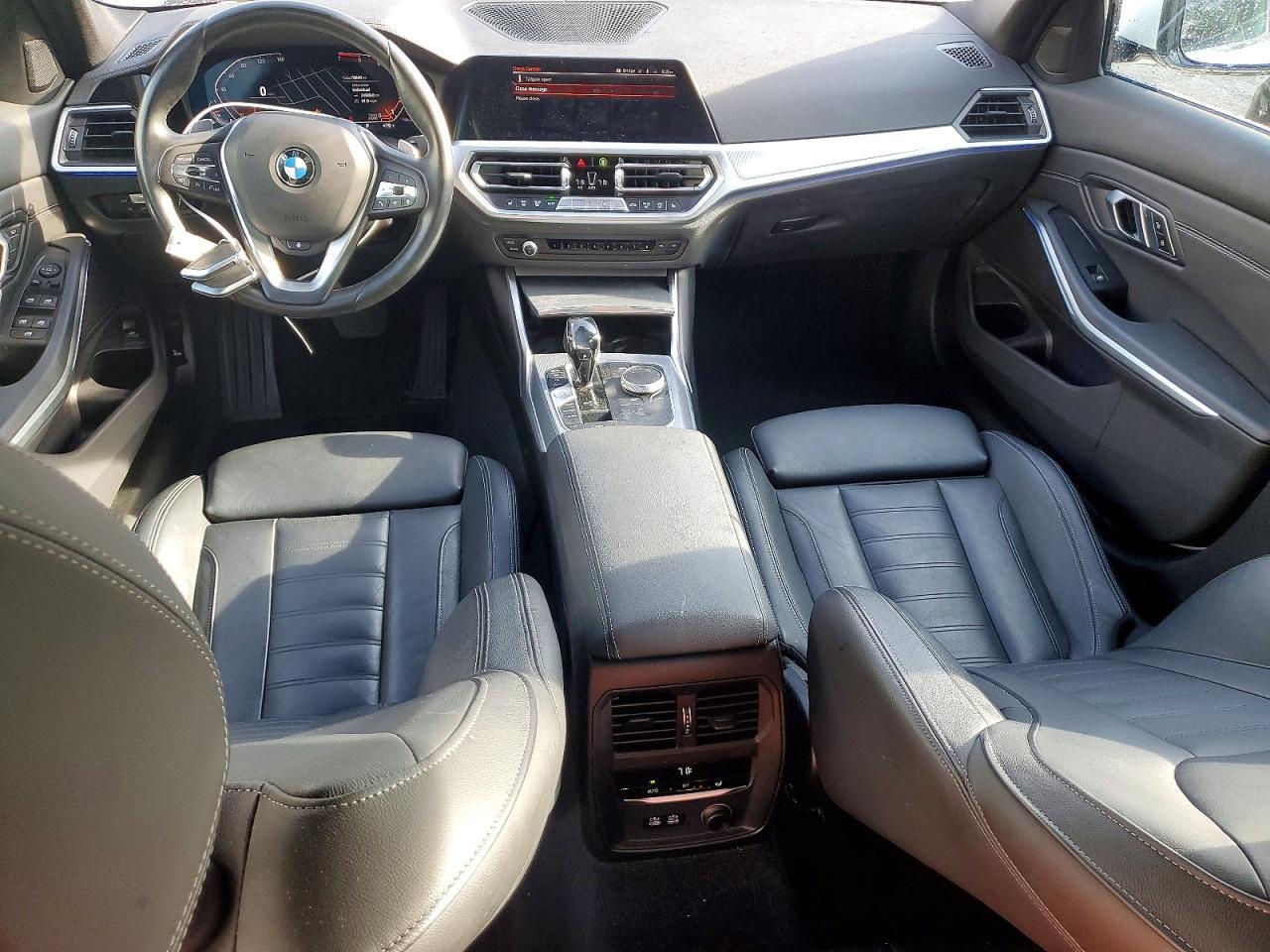2020 BMW 330I - zdjęcie 8