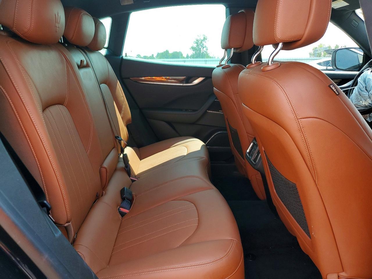 2022 Maserati Levante Base - zdjęcie 11