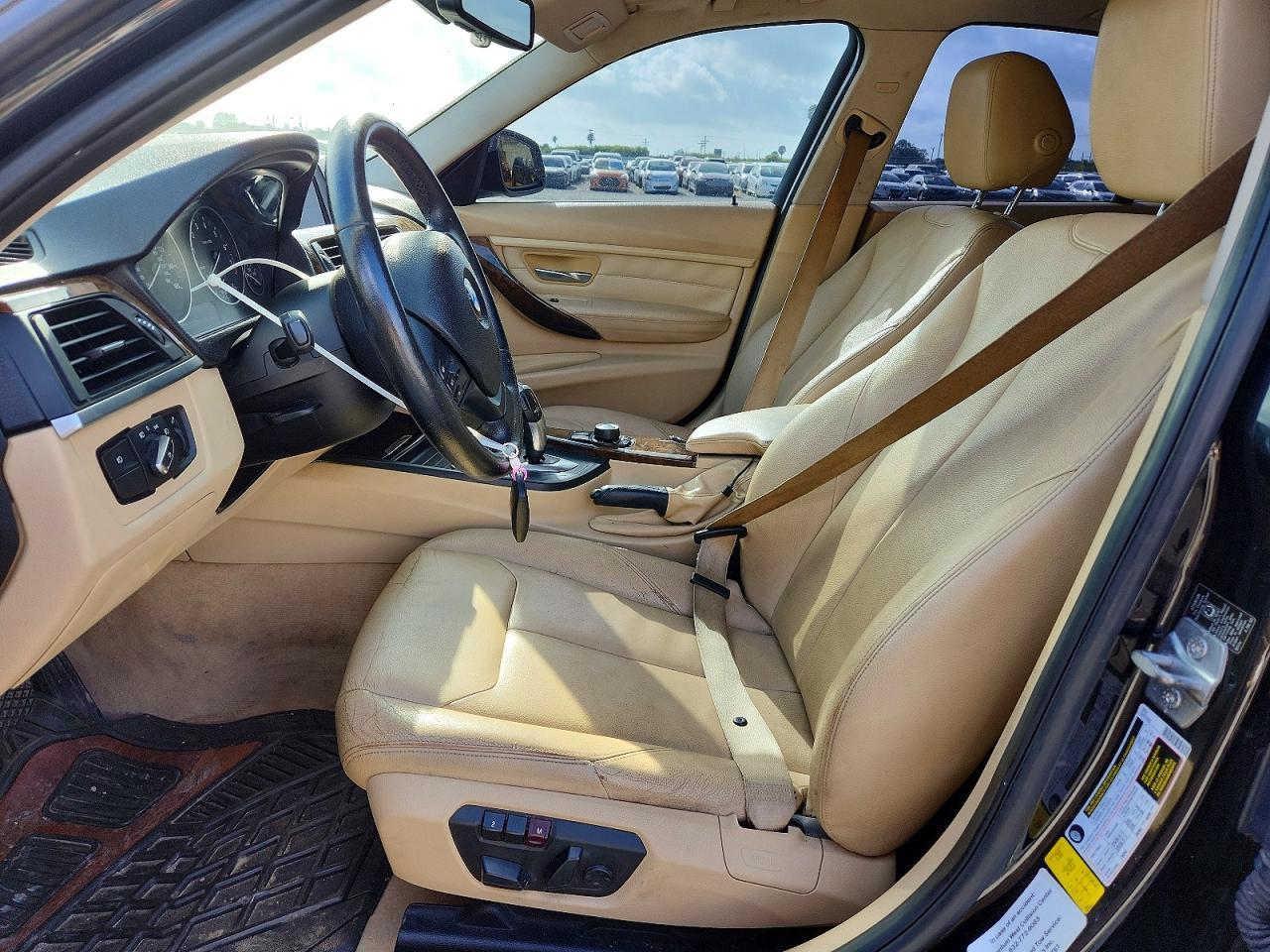 2013 BMW 328 I - zdjęcie 7