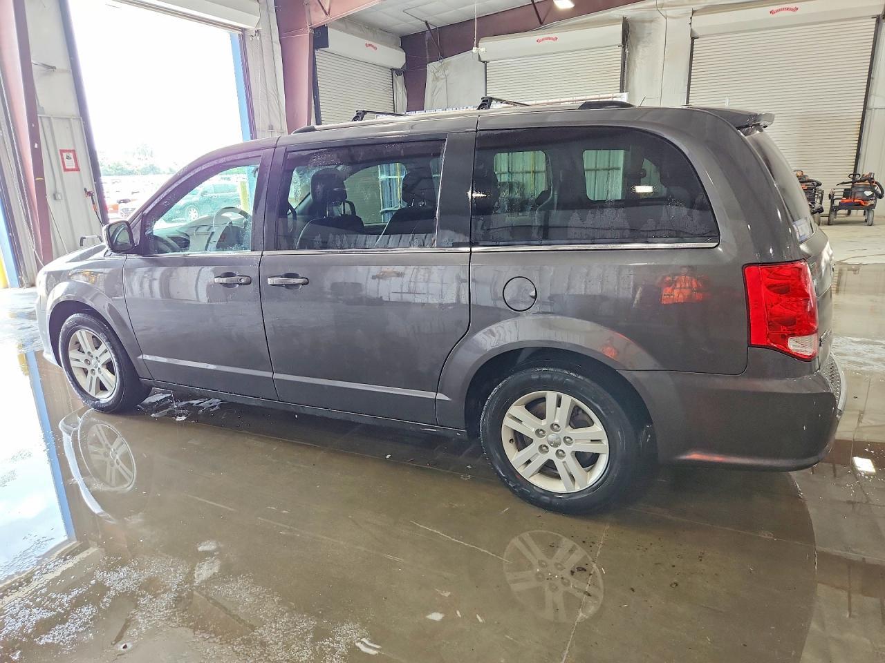 2019 Dodge Grand Caravan Sxt - zdjęcie 2