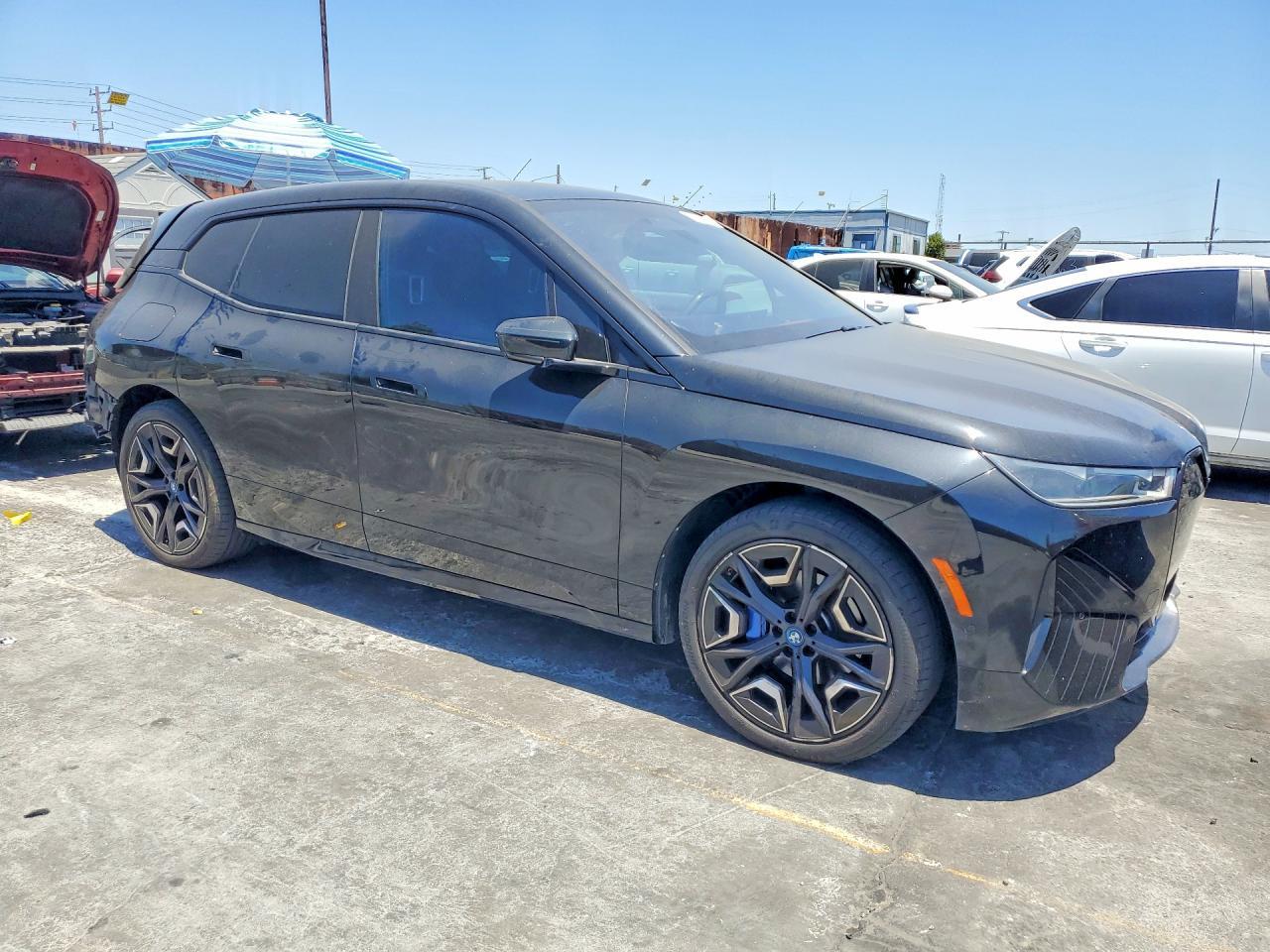 2024 BMW Ix xDrive50 - zdjęcie 4