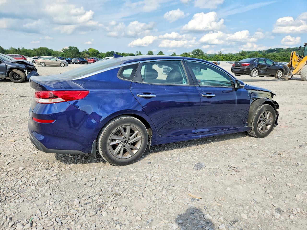2020 Kia Optima Lx - zdjęcie 3