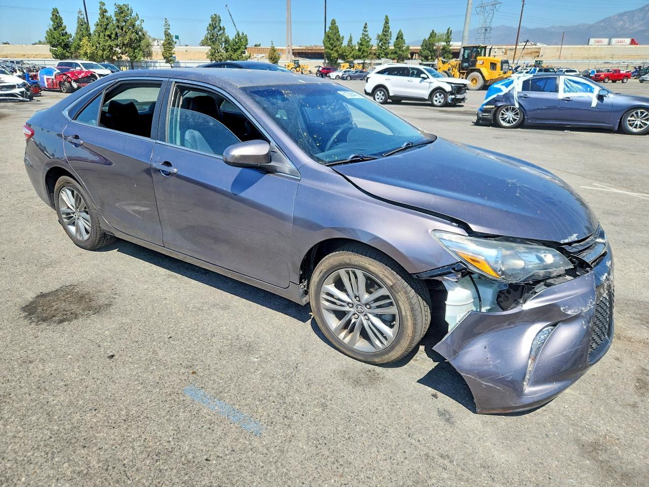 2015 Toyota Camry Hybrid Se - zdjęcie 4