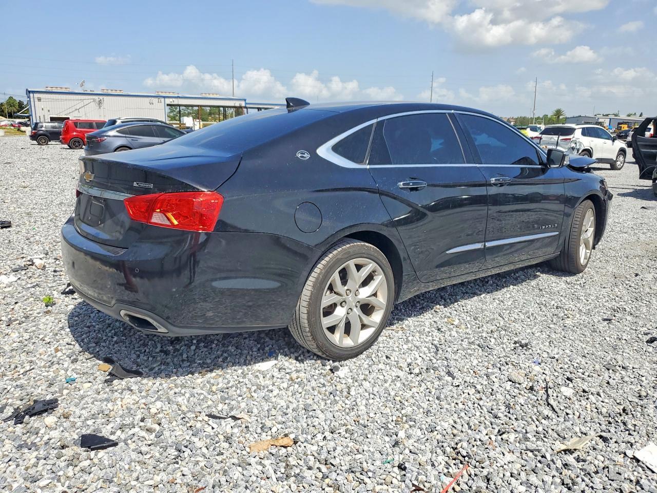 2019 Chevrolet Impala Premier - zdjęcie 3