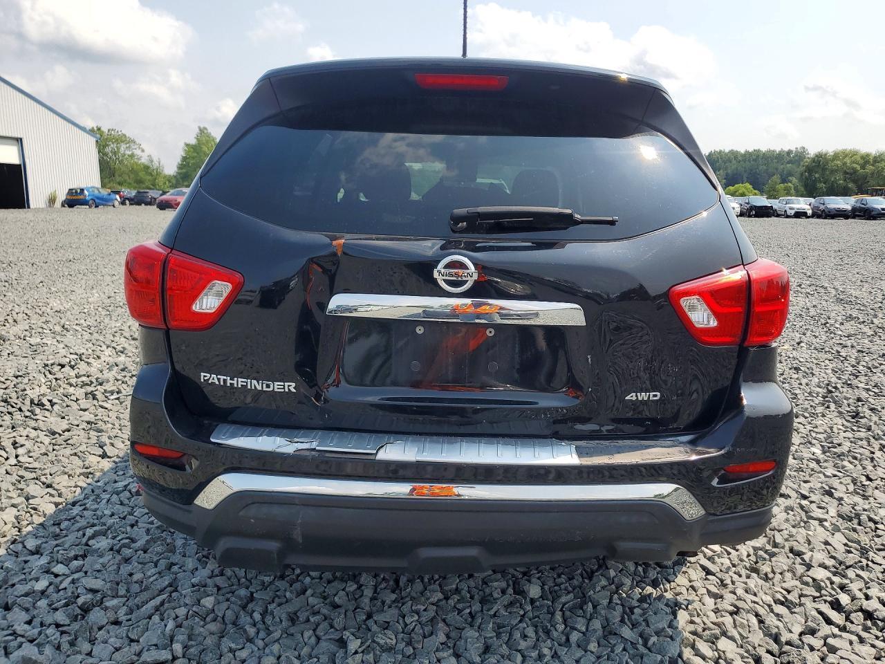 2017 Nissan Pathfinder S - zdjęcie 6