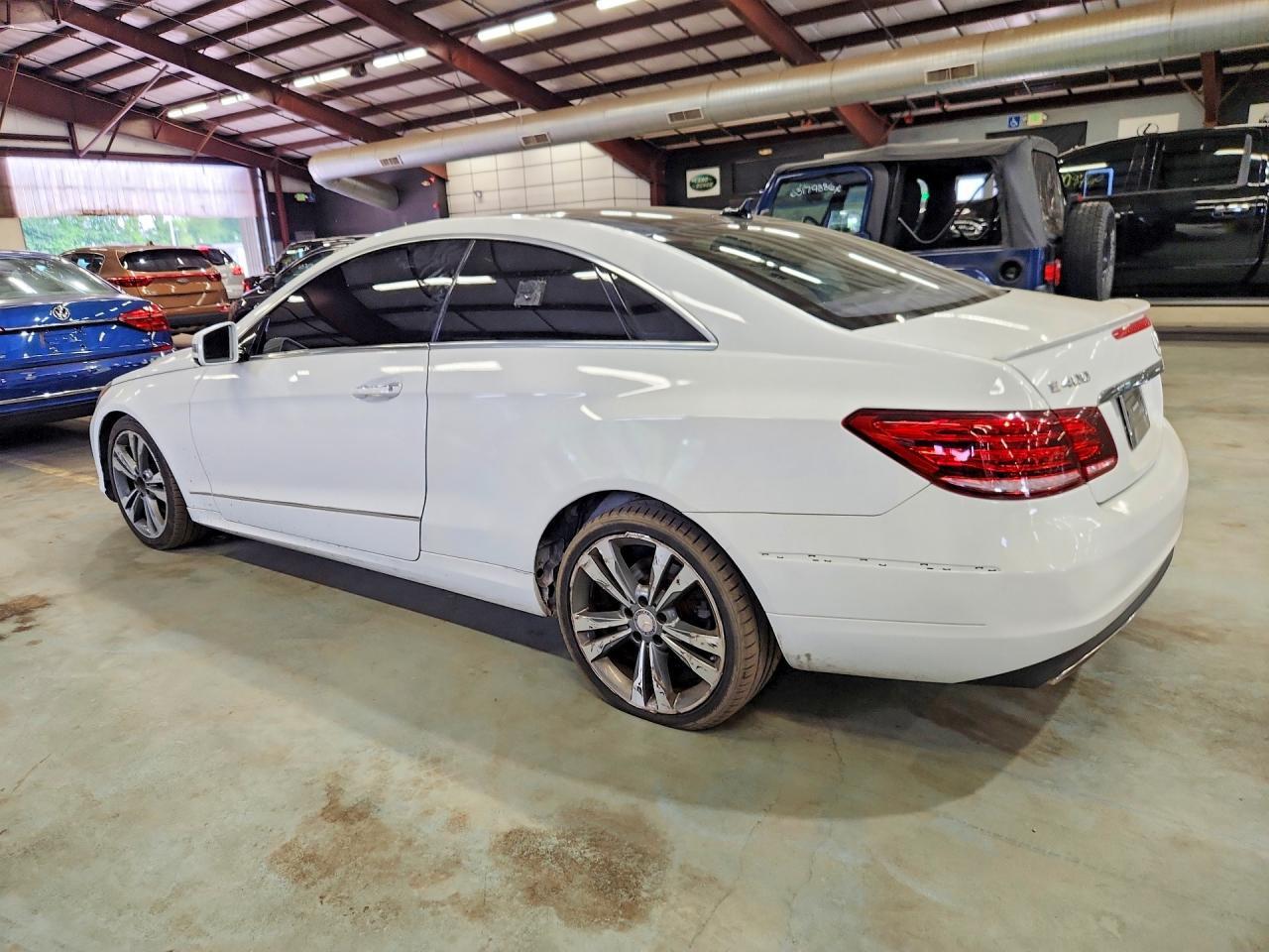 2016 Mercedes-Benz E 400 4Matic - zdjęcie 2